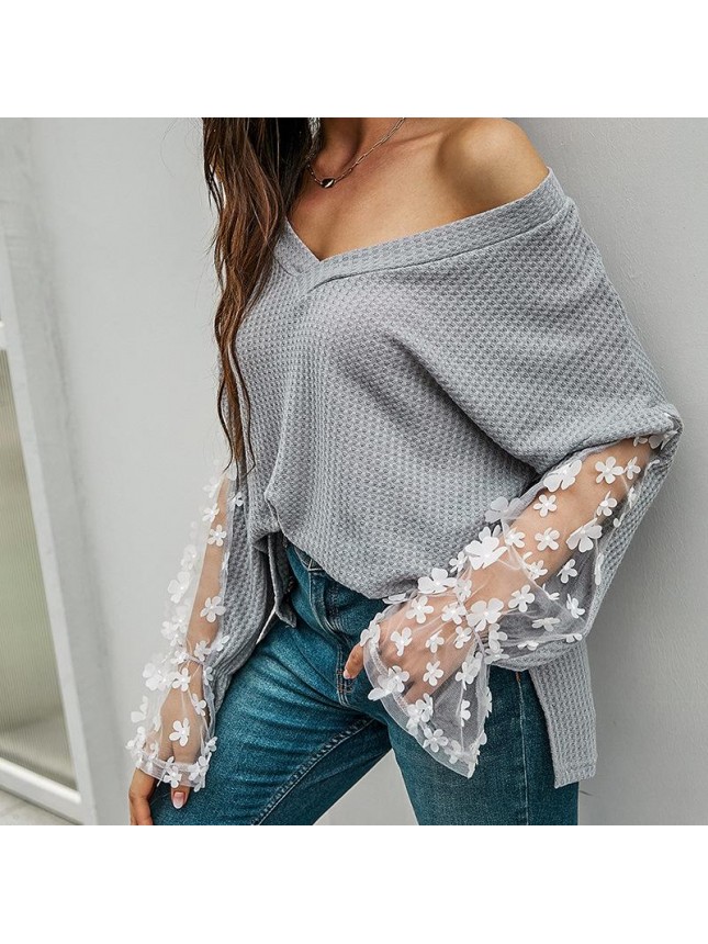 Loose long sleeve T shirt lace top