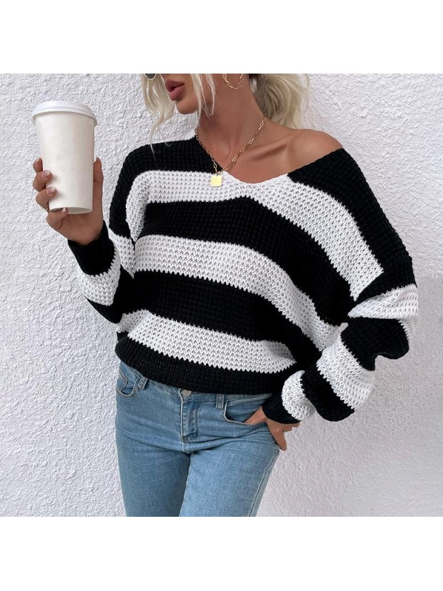 Striped splicing Huaf sweater fashion outfits