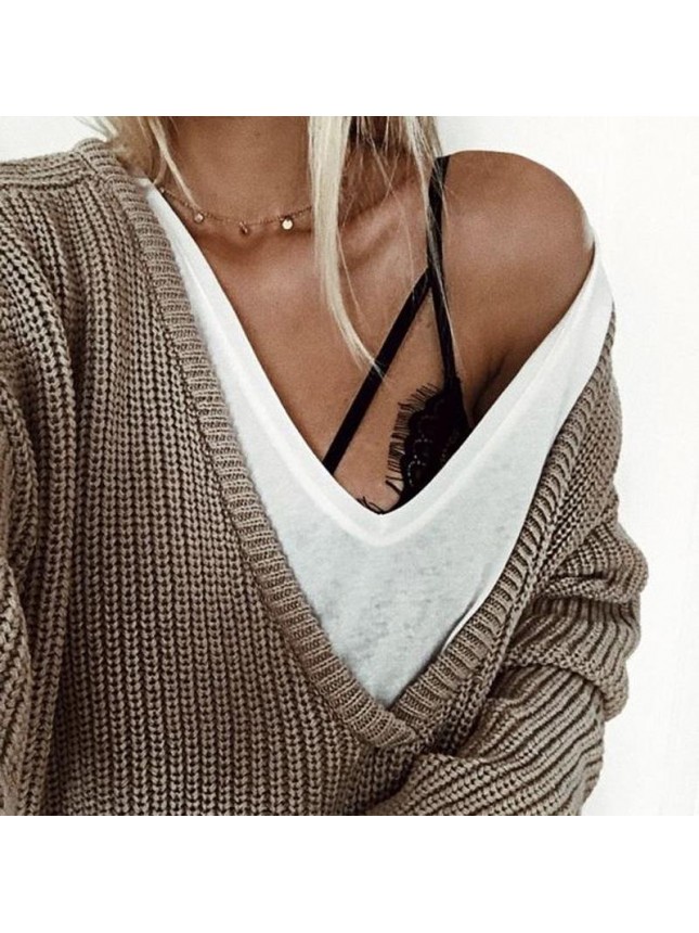 Solid color long sleeved knit sweater fashion outfits
