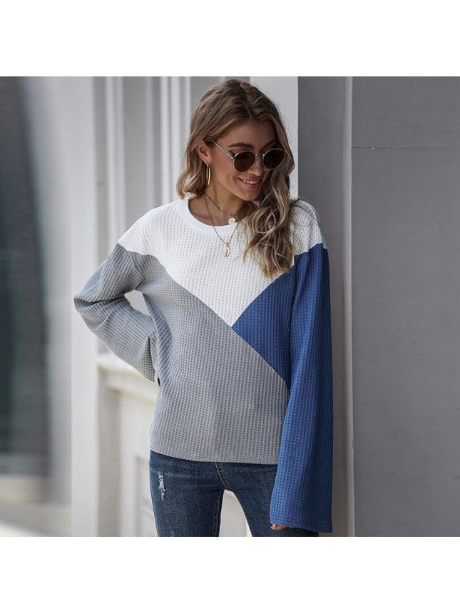 Loose sweater bottoming shirt