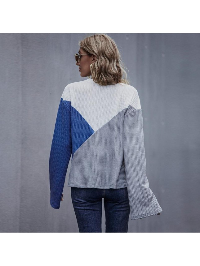 Loose sweater bottoming shirt