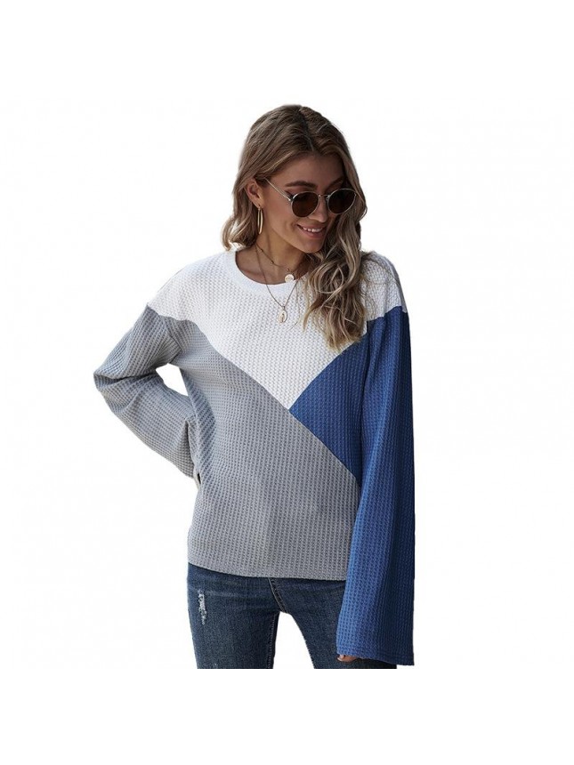 Loose sweater bottoming shirt